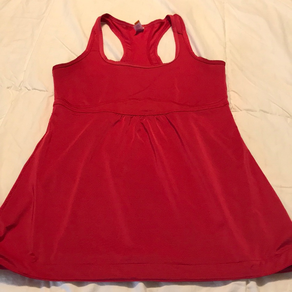 Lucy fitness tank